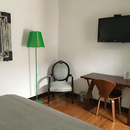 Distrito Condesa Rooms And Studios-3